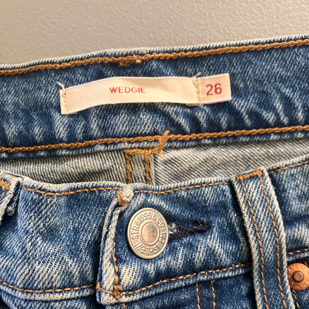 Levi's Blue Women's Wedgie Jeans